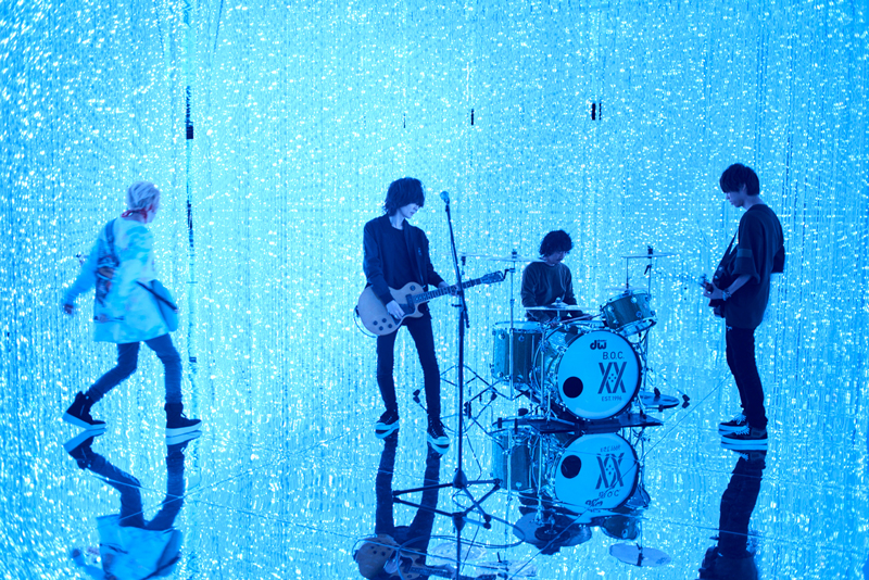 BUMP OF CHICKEN