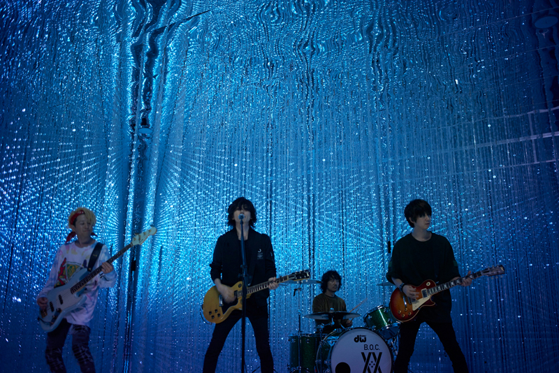 BUMP OF CHICKEN