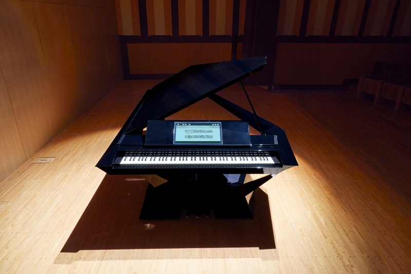 ローランド、電子ピアノの将来を示したコンセプト・モデル「GPX-F1 Facet」を「CES 2020」に出展！
