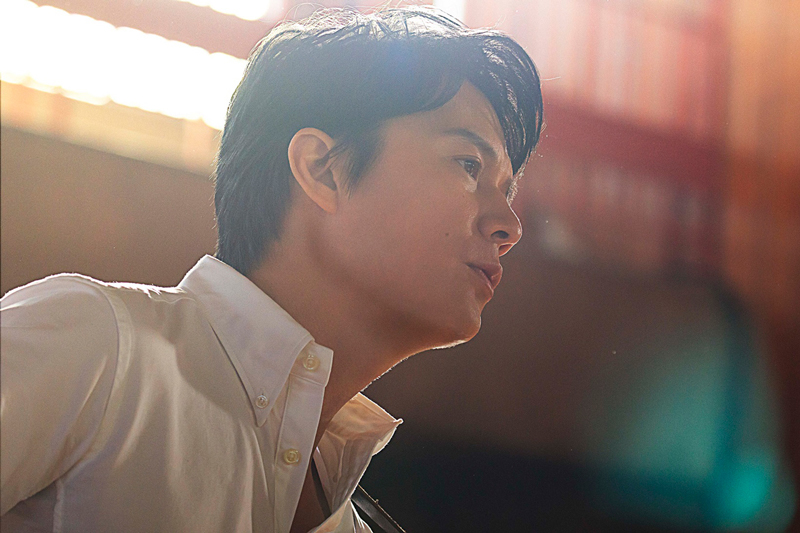 福山雅治、最新楽曲「トモエ学園」のミュージッククリップが完成!