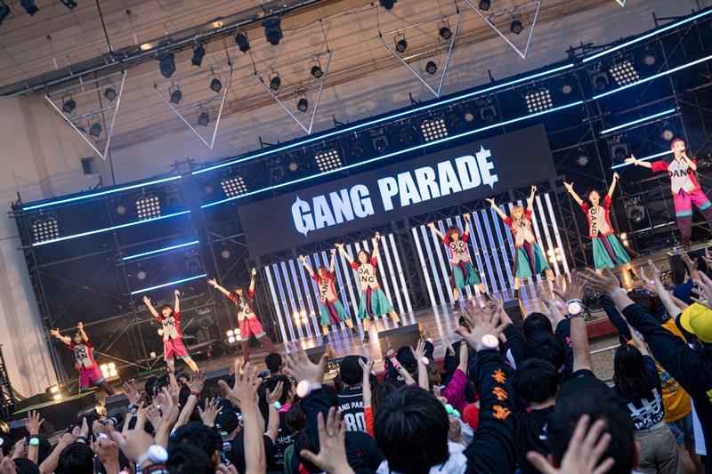 GANG PARADE