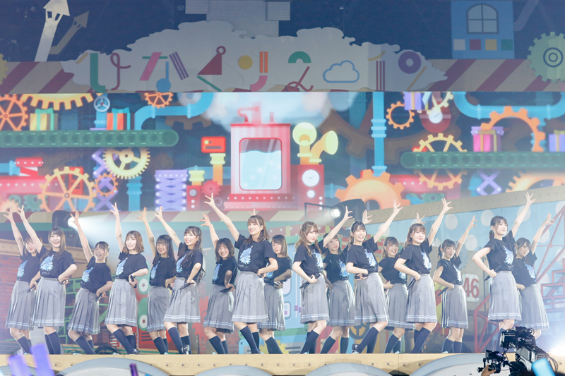 日向坂46、ワンマンライブ「ひなくり2019 〜17人のサンタクロースと空のクリスマス〜」開催！（12月17、18日 幕張メッセ国際展示場4〜6ホール）