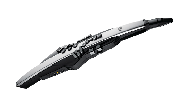 ローランド、「Aerophone Pro」をリリース！（デザイン、表現力、サウンドのすべてがプロ仕様になったデジタル管楽器 最上位モデル登場）