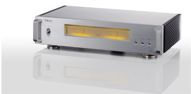 ステレオパワーアンプ『AP-701』(発売中)