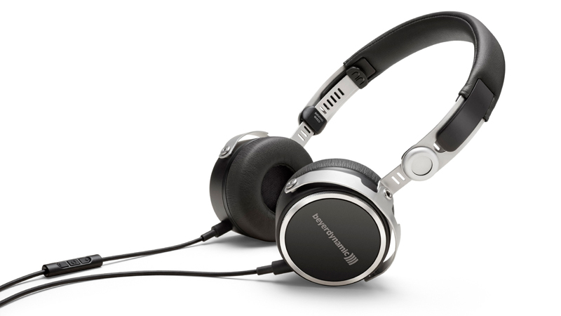 Aventho wired BK（ブラック）