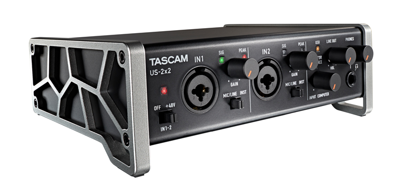 TASCAM「US-2x2」