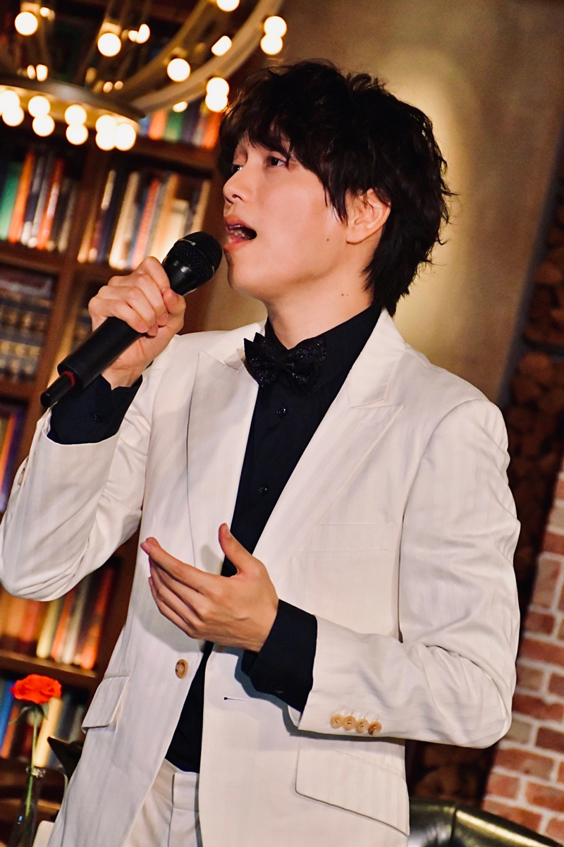 山崎育三郎