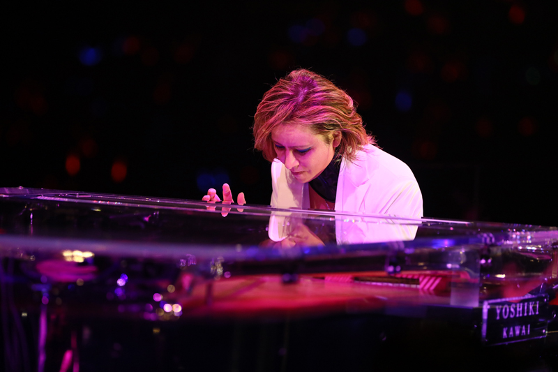 YOSHIKI、命懸けのパフォーマンスで奇跡の夜の6日間を見事完走！