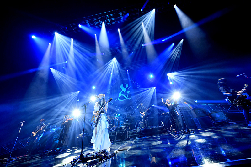 山本彩、全国ツアー「SAYAKA YAMAMOTO TOUR 2023 - & -」の